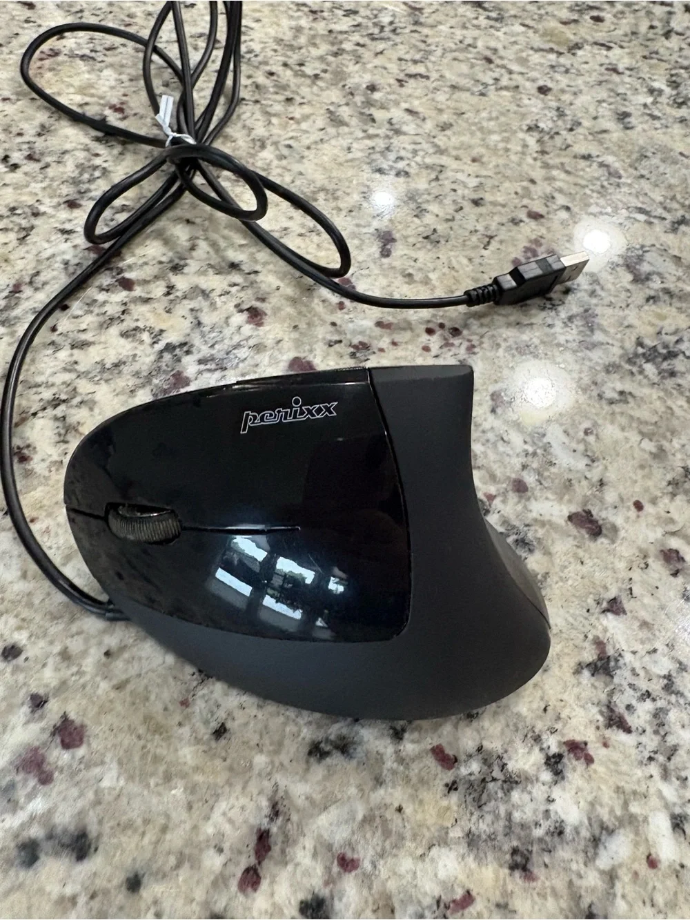 Perixx Wired Ergonomic Mouse Model PERIMICE-513L Good Working Condition